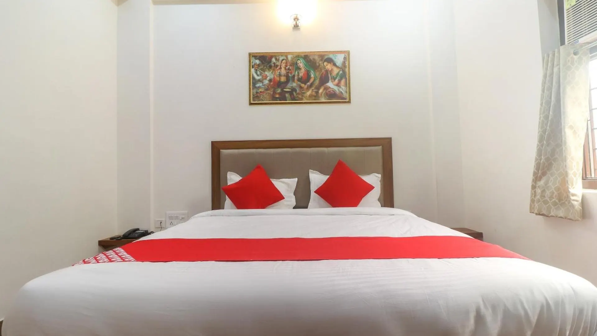 Hotel O Taj Classic Tājganj