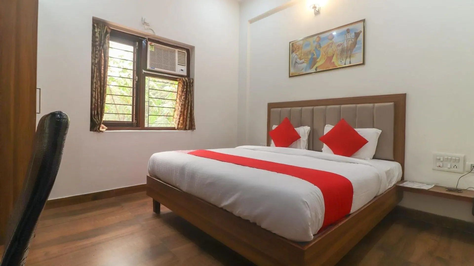 Hotel O Taj Classic Tājganj