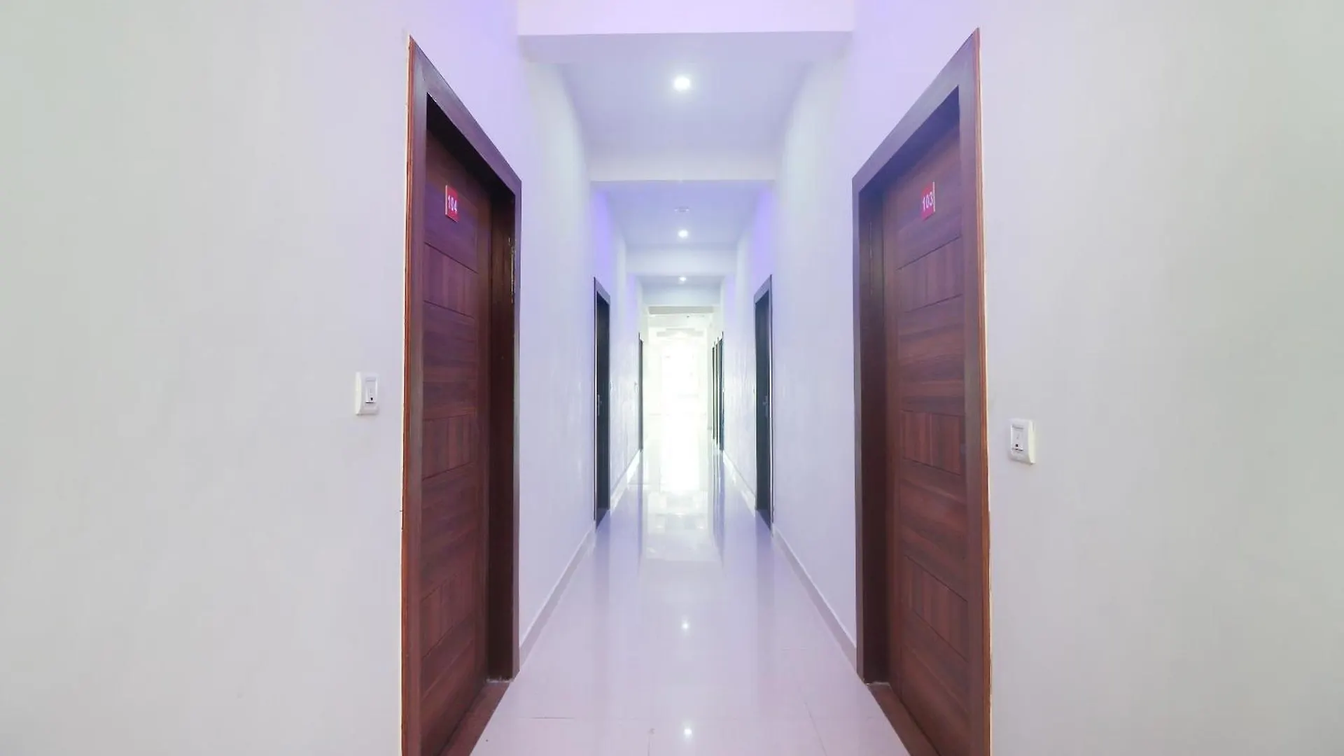 Hotel O Taj Classic Tājganj