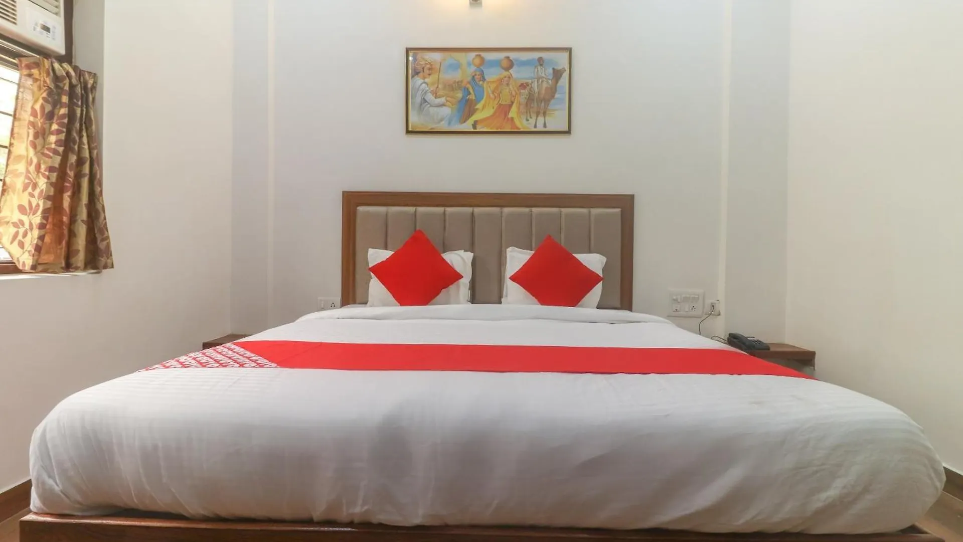 Hotel O Taj Classic Tājganj