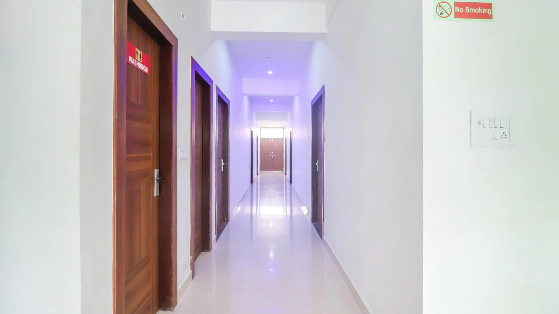 Hotel O Taj Classic Tajganj